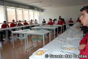 Vinhos e queijos em destaque na Escola de Hotelaria das Caldas Sala Alunos