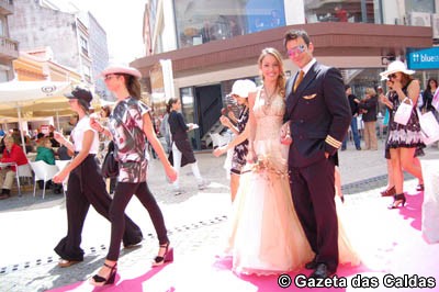 Comércio tradicional contribuiu para animar feriado Montras Vivas