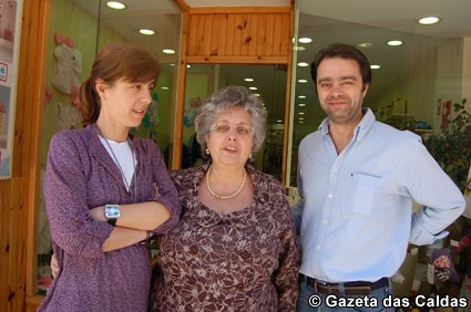 Túnica – A primeira loja especializada em produtos de bebé celebra o 40º aniversário fernada e filhos