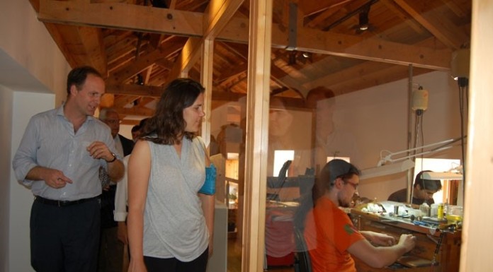 Assunção Cristas “bem impressionada” com o centro de incubação de Óbidos notícias das Caldas