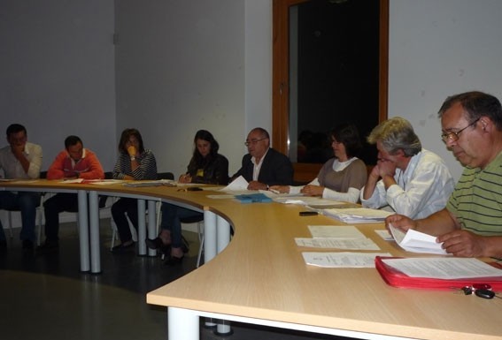 Polémica na Assembleia de Freguesia de Alfeizerão notícias das Caldas