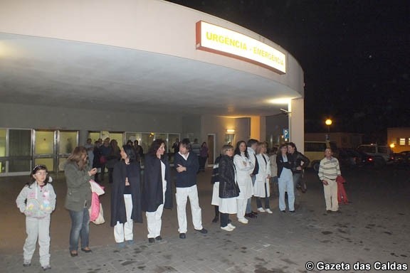 Mais de 2000 pessoas abraçaram os dois hospitais das Caldas