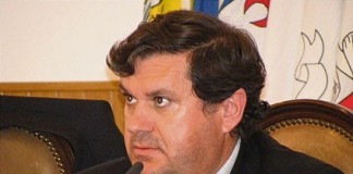 CDS de Alcobaça aposta em social-democrata na corrida à Câmara Municipal Notícias das Caldas