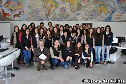 Alunos da Raul Proença visitaram o Diário de Notícias