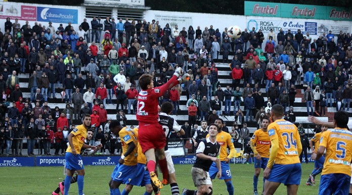 Cerca de 4 mil pessoas assistiram ao Caldas-Estoril da época passada