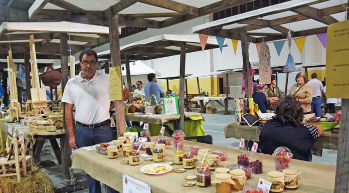 Mercado dos sabores na Capeleira