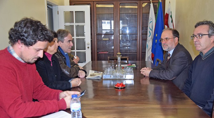 O deputado na Assembleia da República, Heitor de Sousa
