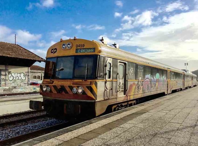 Comboios_Linha-Oeste-1 Gazeta das Caldas - Linha do Oeste
