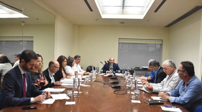 Criada comissão que vai fazer o diagnóstico da saúde no Oeste