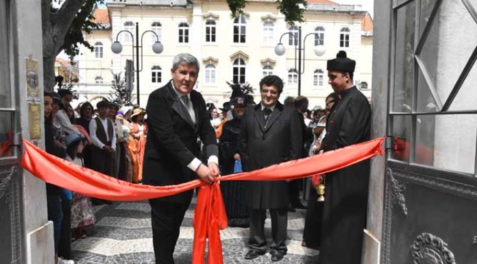 Escola Bordalo Pinheiro recriou a inauguração do Parque D. Carlos I
