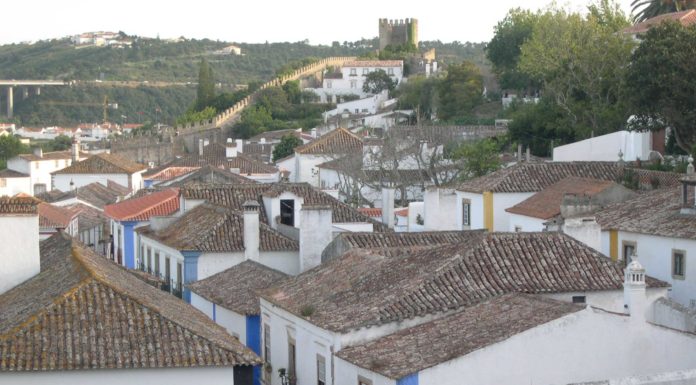 Casas do centro histórico de Óbidos deixam de pagar IMI