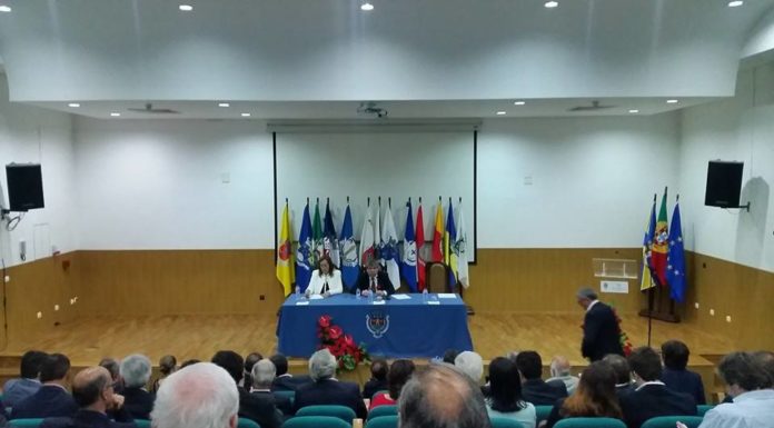 Alcobaça cancela sessão solene do 25 de Abril