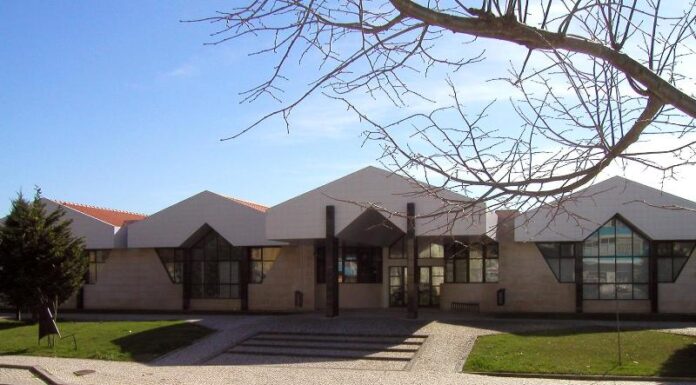 Biblioteca Municipal assinala feriado com”Memórias das Caldas”