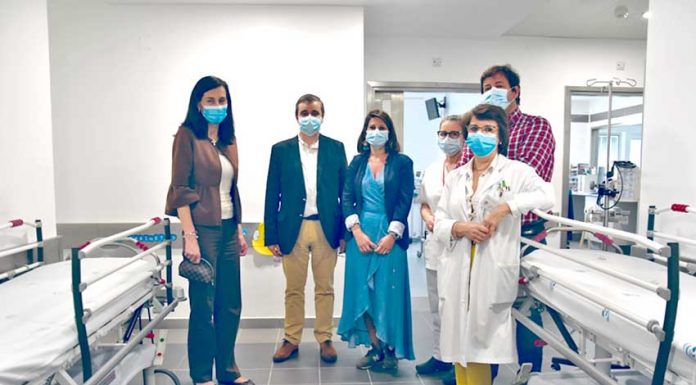 Urgência Pediátrica apetrechada com cabines de duche