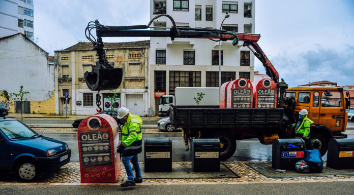 Câmara das Caldas implementa rede de oleões para deposição de óleos alimentares usados