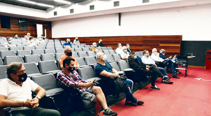 Caldas SC aprovou contas com prejuízo de 84 mil euros no exercício de 2018