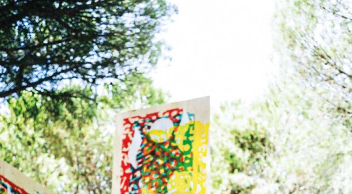 Artista formado na ESAD fez t-shirts por Bruno Candé