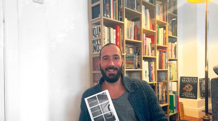 Humorista João Pedro Santos lança novo livro