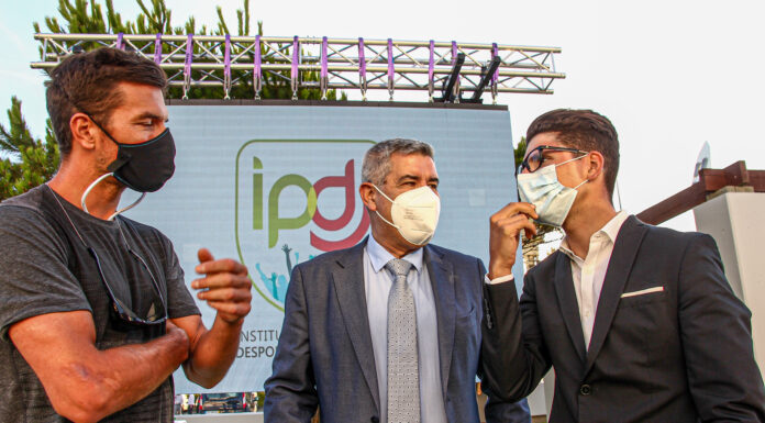 O presidente da Câmara das Caldas desejou boa sorte em nome dos caldenses a João Pereira e João Almeida