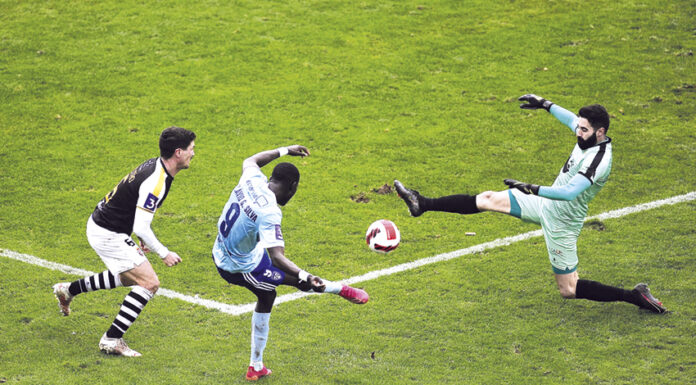 Futebol: Reviravolta em oito minutos