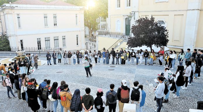 Caldas Levanta-te reuniu mais de uma centena de jovens