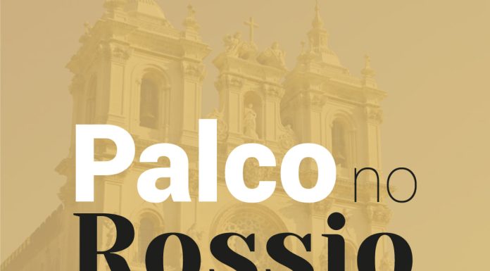 “Feira” exibe artes de rua em frente ao Mosteiro de Alcobaça