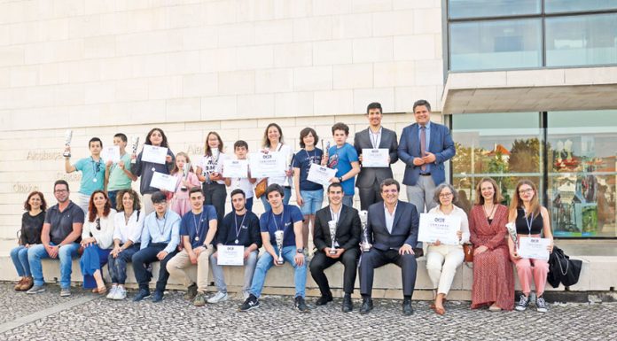 Alunos mais empreendedores premiados pela OesteCIM