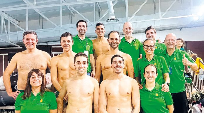 Natação: Pimpões organizaram prova e arrecadaram cinco medalhas