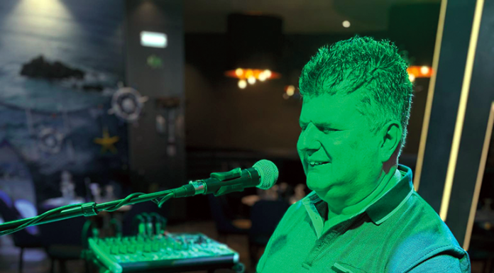 Nelson d’ Os Lords, há 41 anos a cantar e encantar o Oeste