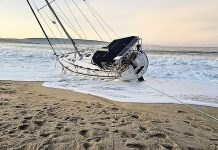 Veleiro neerlendês encalhou na Nazaré veleiro