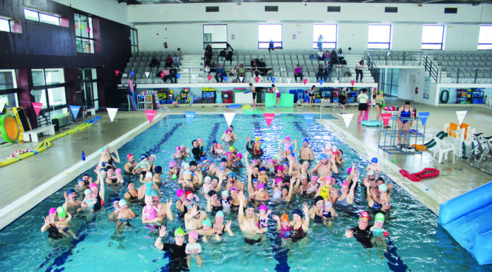 Pimpões organizou Festival Aquático