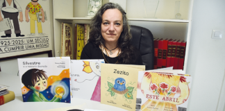 Susana Pestana lançou livro sobre o seu 25 de Abril