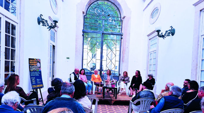 A apresentação da obra decorreu no Céu do Vidro